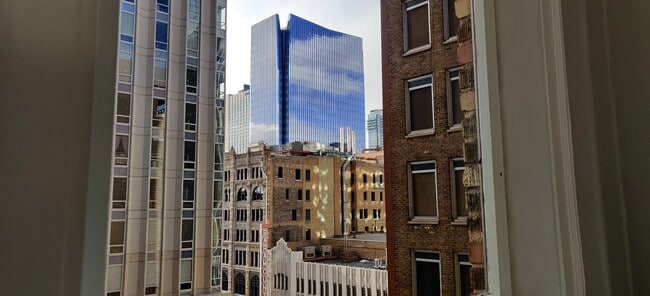Building Photo - 444 17th St