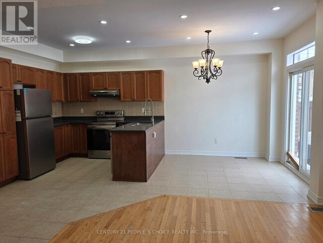 Photo du bâtiment - 26 Openbay Gardens