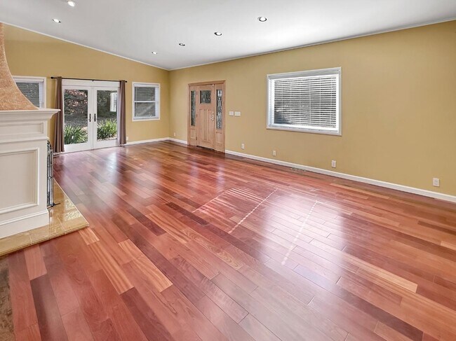 Foto del edificio - 225 Lindenbrook Rd