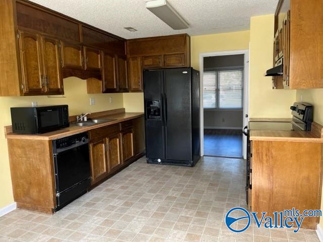 Foto del edificio - 7429 Logan Dr SW