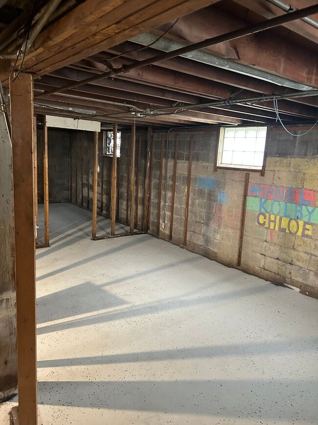 Foto del edificio - COZY HOME LOCATED CLOSE TO EVERYTHING!