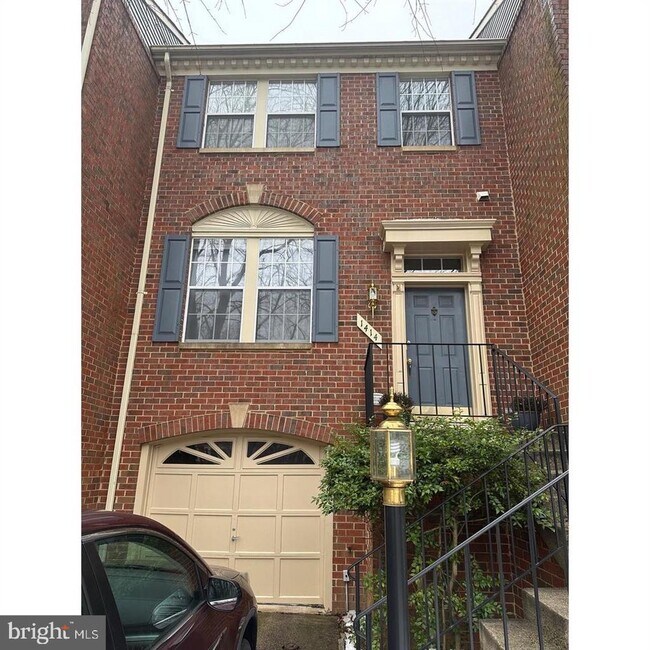 Foto del edificio - 1414 Park Garden Ln