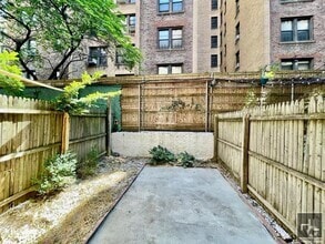 Building Photo - Avail 7/31: Video Incl! UES-E. 84, beautif...