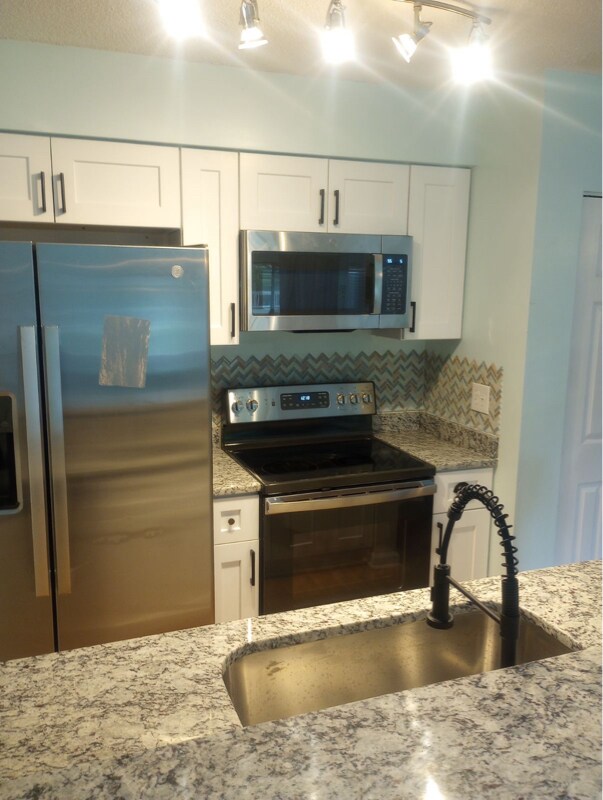 Building Photo - 4462 Little River Inn Ln