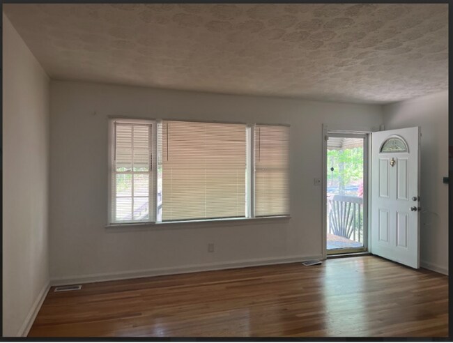 Building Photo - 3416 Mt Olive Rd