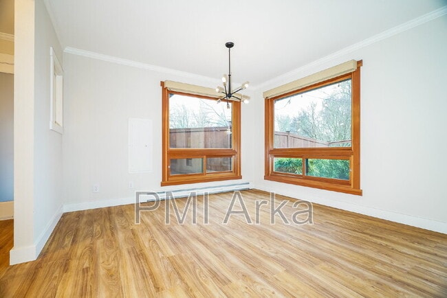 Foto del edificio - 185 SW Francis Ln