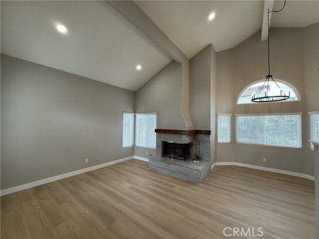 Foto del edificio - 13575 Cres Hill Dr