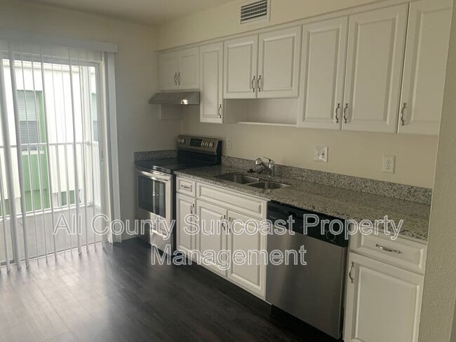 Building Photo - 7450 35th St N