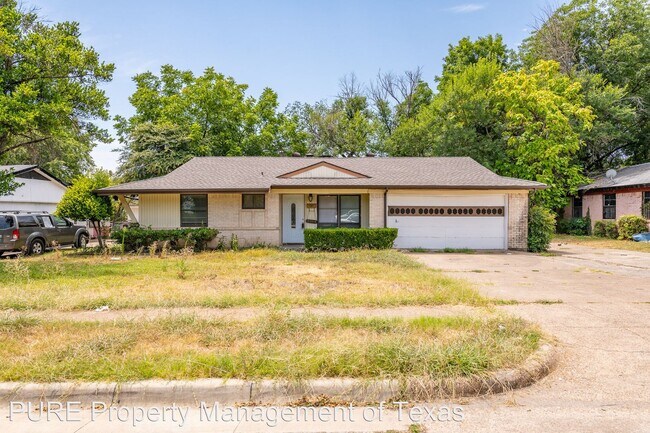 Building Photo - 3 br, 2 bath House - 3814 Golden Hills Dr.