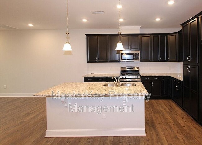 Building Photo - 1328 Farm Pond Trail