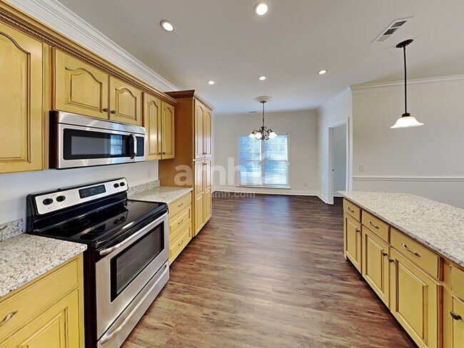 Foto del edificio - 1016 Rhett Pl