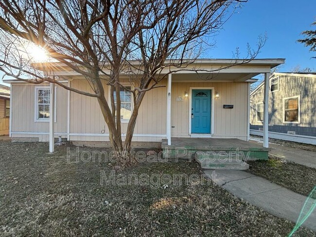 Building Photo - 509 Tinker Dr