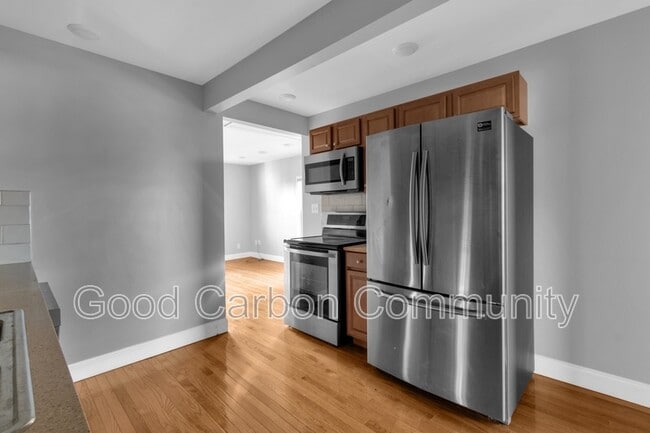 Foto del edificio - 84 Crane St