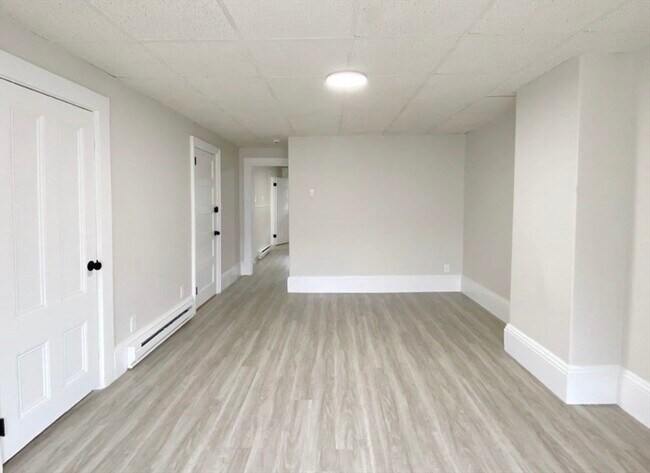 Foto del edificio - 124 Trenton St