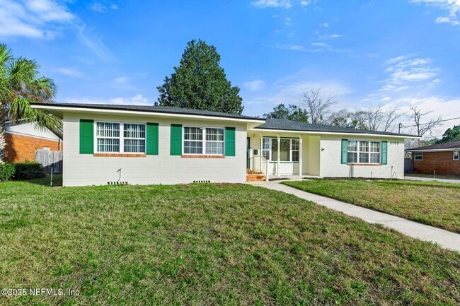 Building Photo - 4103 San Remo Dr