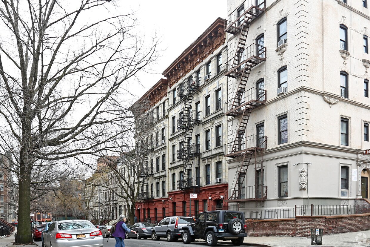 Foto del edificio - 420-424 W 146th St