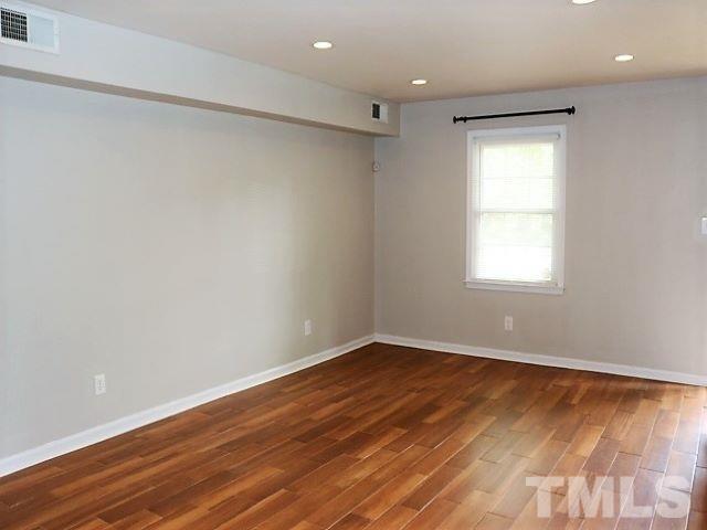Building Photo - 4703 Blue Bird Ct