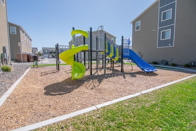 Foto del edificio - Up to one month free! 1-Bedroom Condos at ...