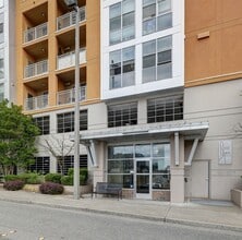 Building Photo - 118 107th Ave NE