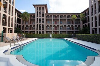 Building Photo - 6150 Gulfport Blvd S