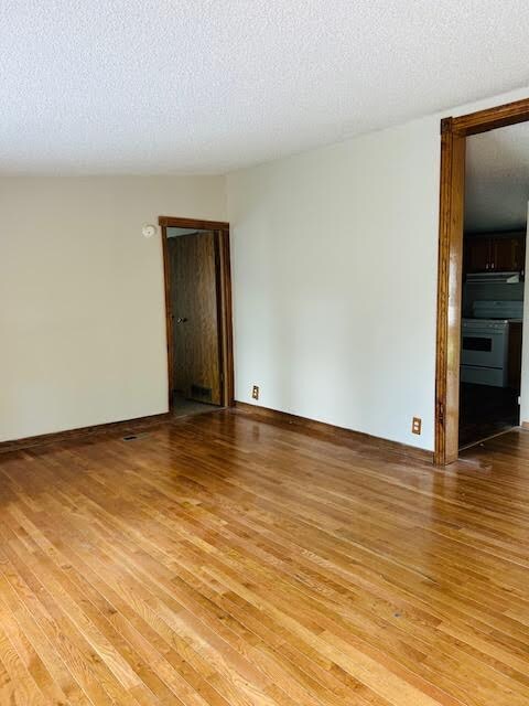 Foto del edificio - 138 Maynard Cir