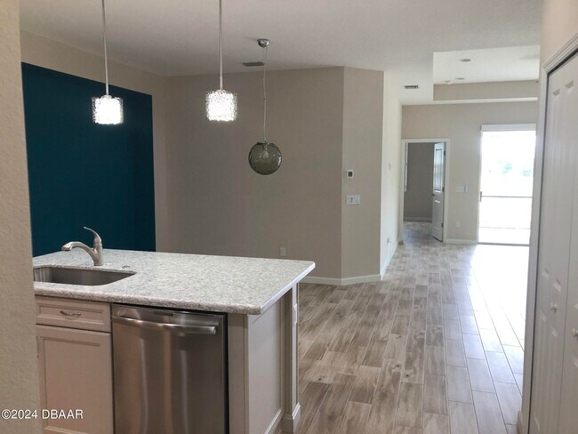 Building Photo - 337 Coral Reef Way
