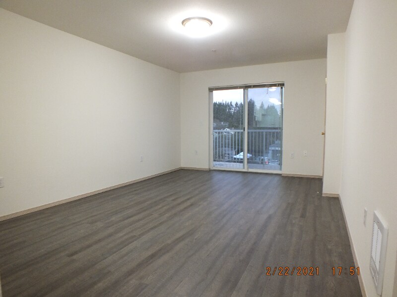 Foto principal - 12549 28th Ave NE