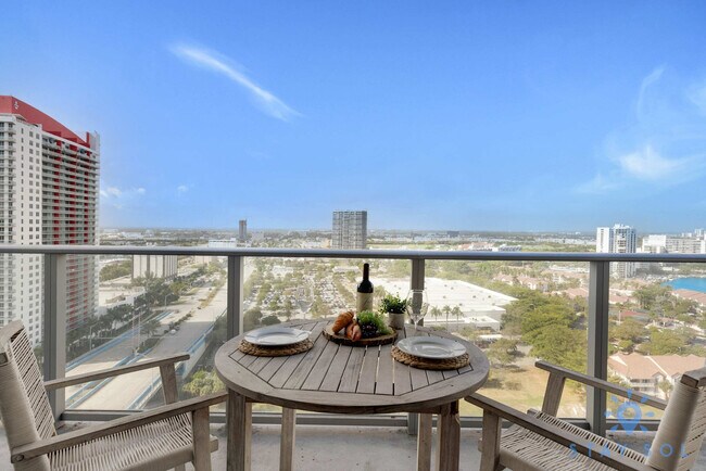 Building Photo - 4010 S Ocean Dr