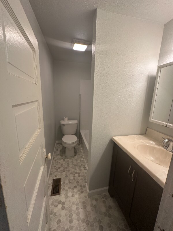 Foto del edificio - 112 6th St SE