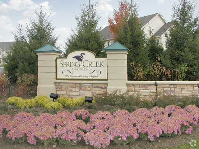 Foto principal - Spring Creek Apartments