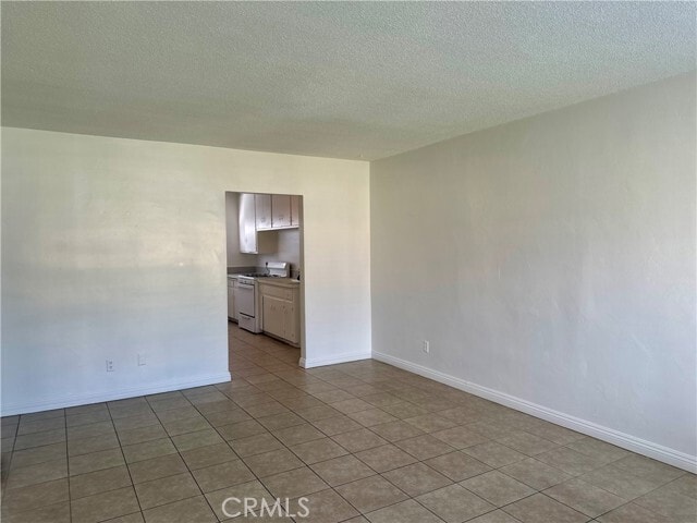 Building Photo - 5147 Canoga St