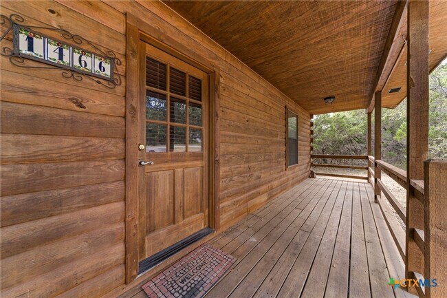 Building Photo - 1466 Bonnyview Dr