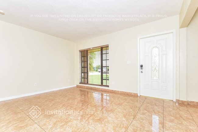 Foto del edificio - 10805 SW 142nd Ln
