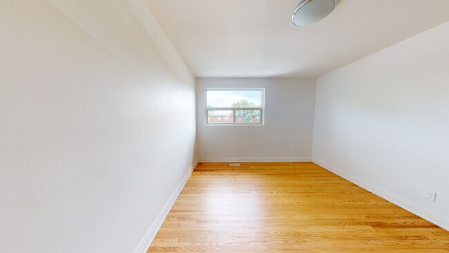 Photo du bâtiment - Brant Street