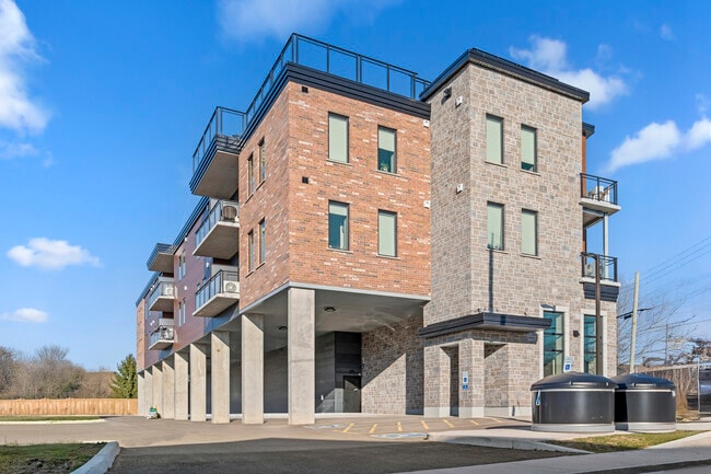 Building Photo - Brubacher Flats