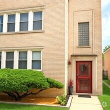 Building Photo - 10833 S King Dr