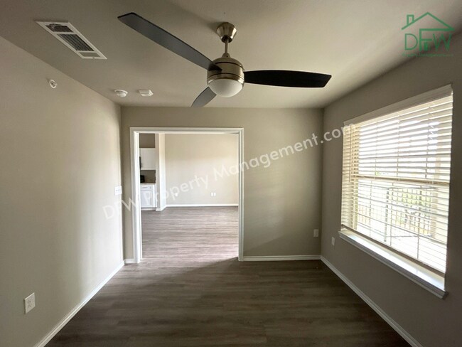 Building Photo - For Lease: Modern 1BR Oasis in the Heart of Dallas