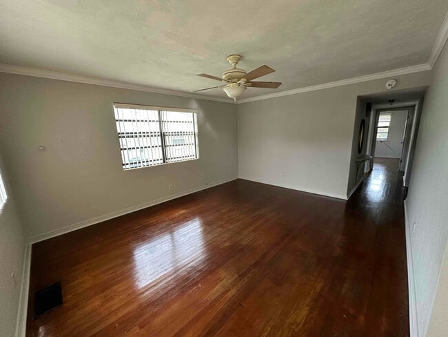 Foto del edificio - 736 White St