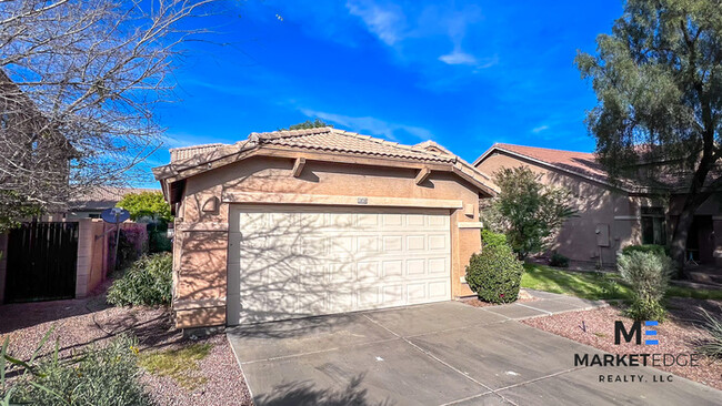 Building Photo - Home at Litchfield/Camelback! JOIN THE WAI...