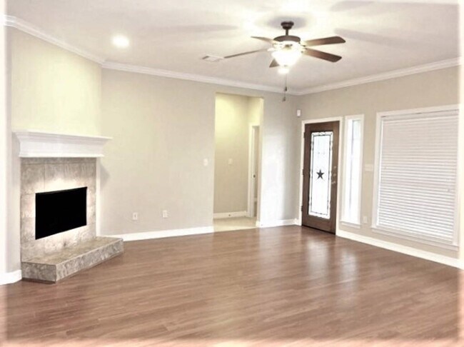 Foto del edificio - 12424 Red Stag Ct