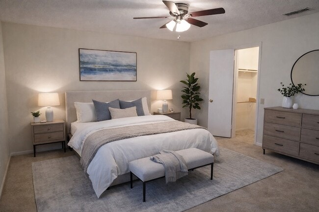 Photo - 3315 Kensington Dr House