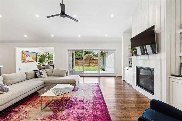 Foto del edificio - 10265 Sherbrook Ln