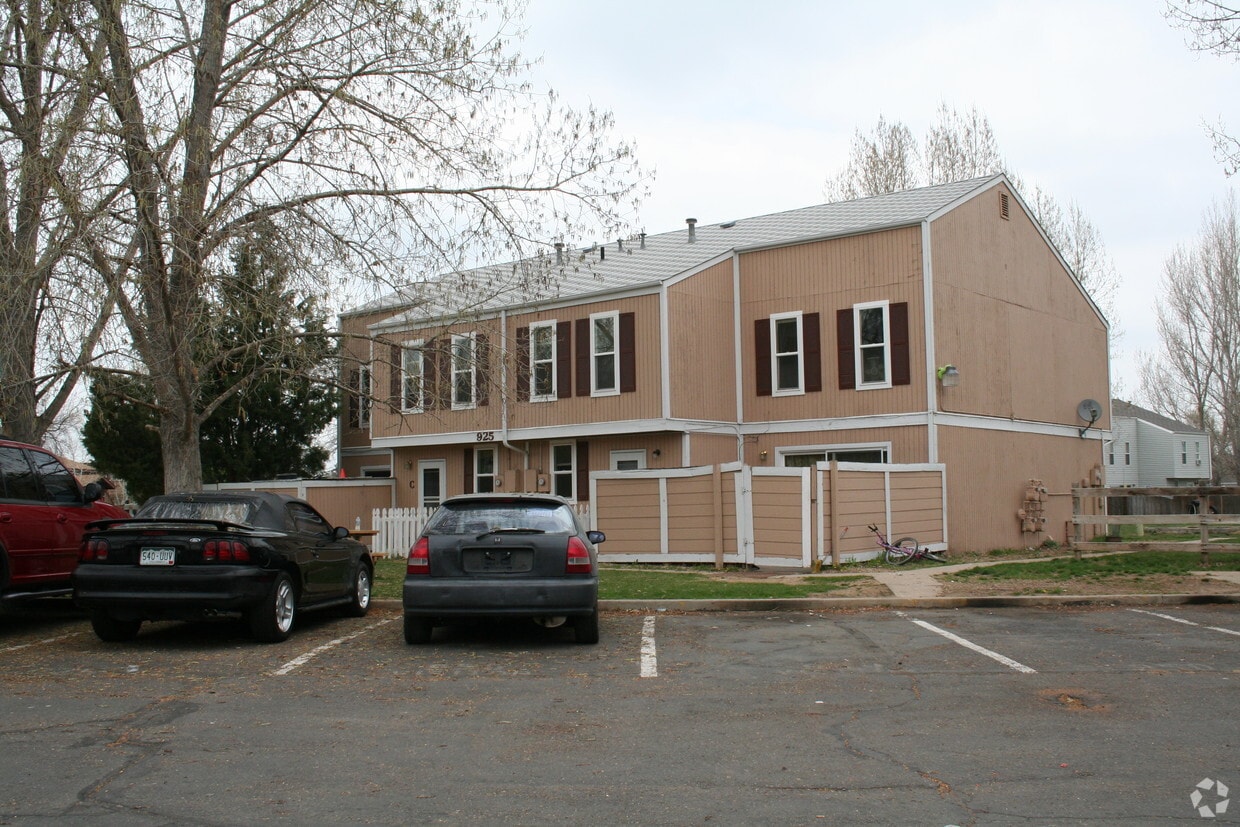 925 Sir Galahad Dr, Lafayette, CO 80026 Apartments in Lafayette, CO
