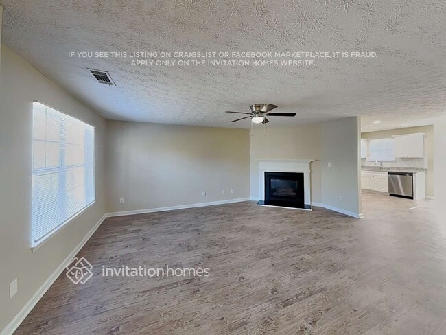 Foto del edificio - 324 Springbottom Ct SE