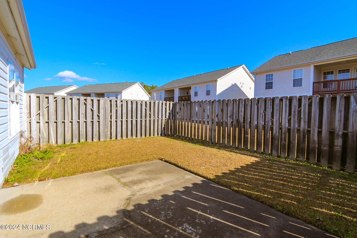 111 Verona Dr, Havelock, NC 28532 Townhome Rentals in Havelock NC