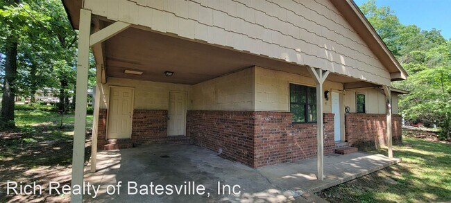 Building Photo - 3 br, 1.5 bath House - 43 Buckeye Ln.