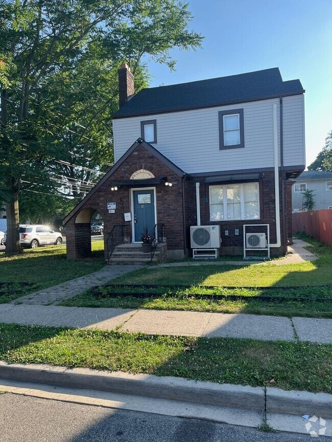 Building Photo - 21 James L L Burrell Ave