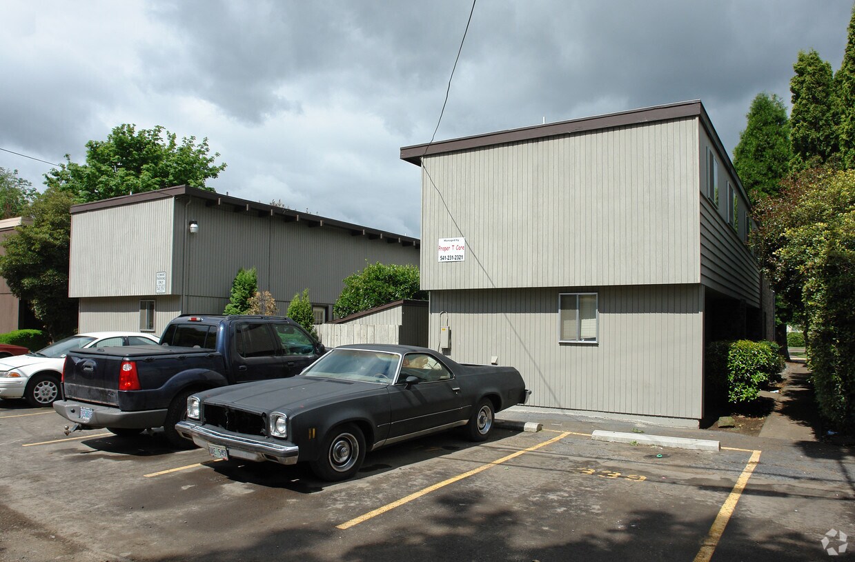 Foto del edificio - 329 NW 7th St