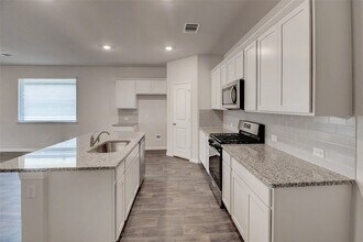 Building Photo - 228 Sunniberg Lp
