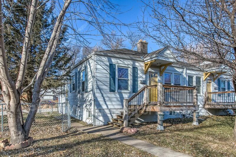 Primary Photo - 994 S 50th St